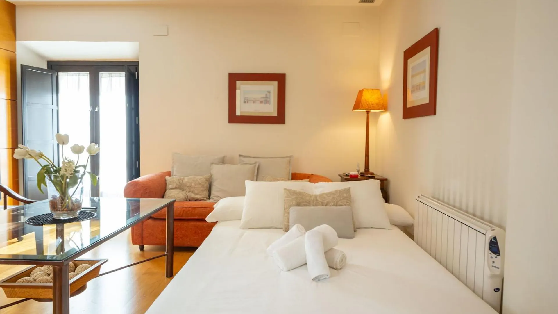 La Maestranza Charming One Or Two Bedrooms Apartments By Ocityzen Sevilla 0*,  España
