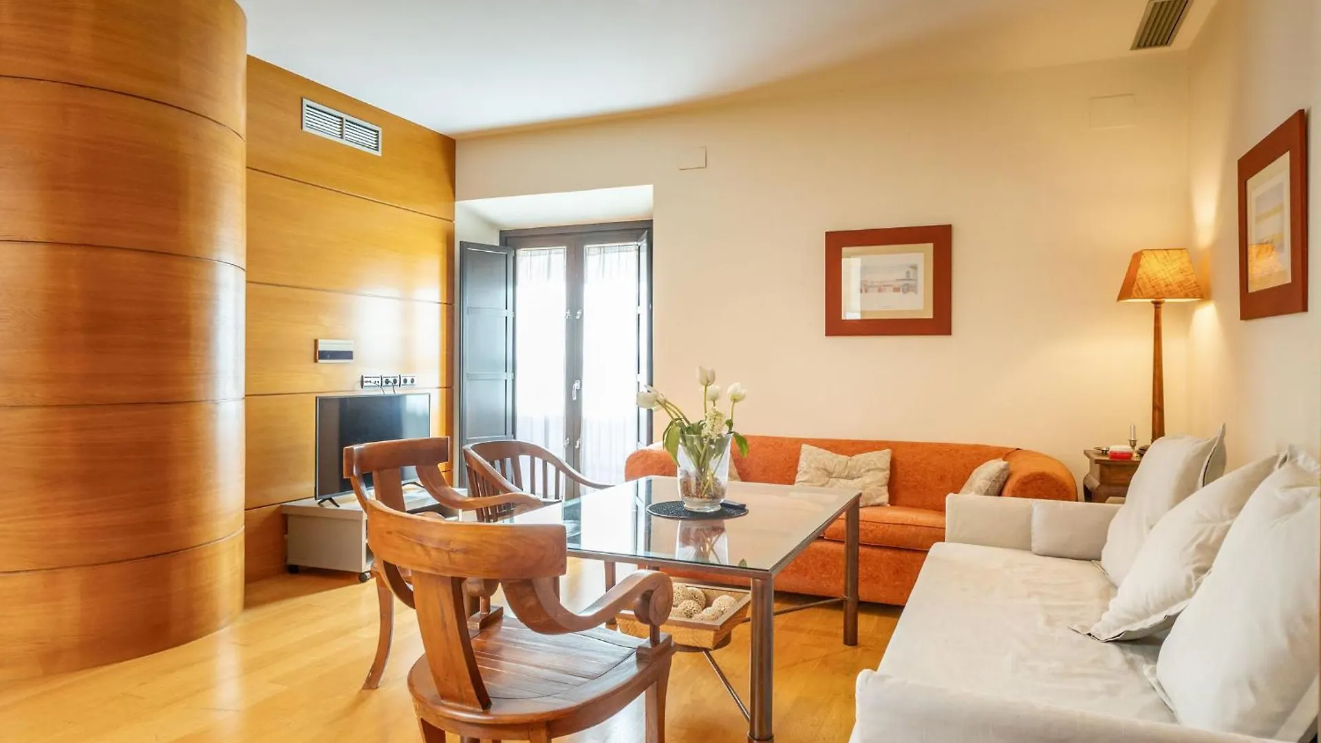 La Maestranza Charming One Or Two Bedrooms Apartments By Ocityzen Sevilla