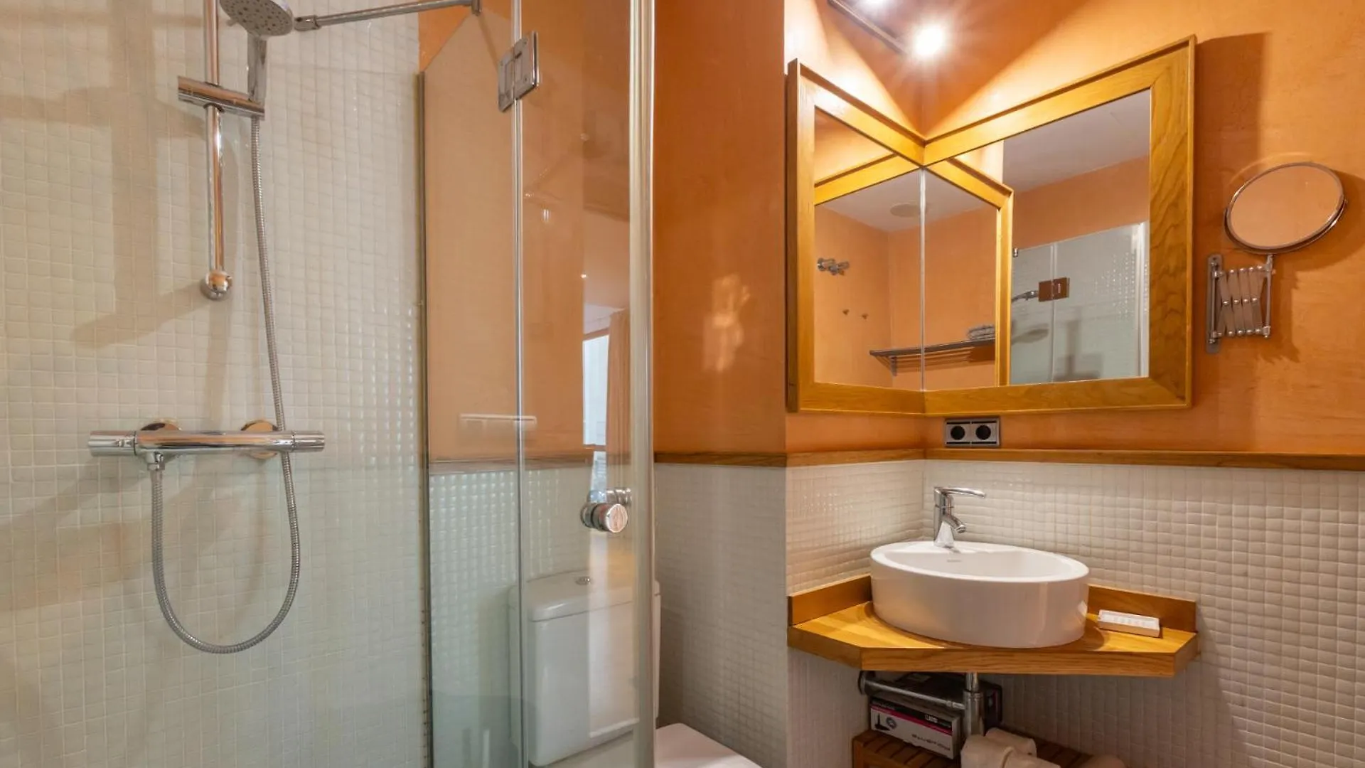La Maestranza Charming One Or Two Bedrooms Apartments By Ocityzen Sevilla 0*,