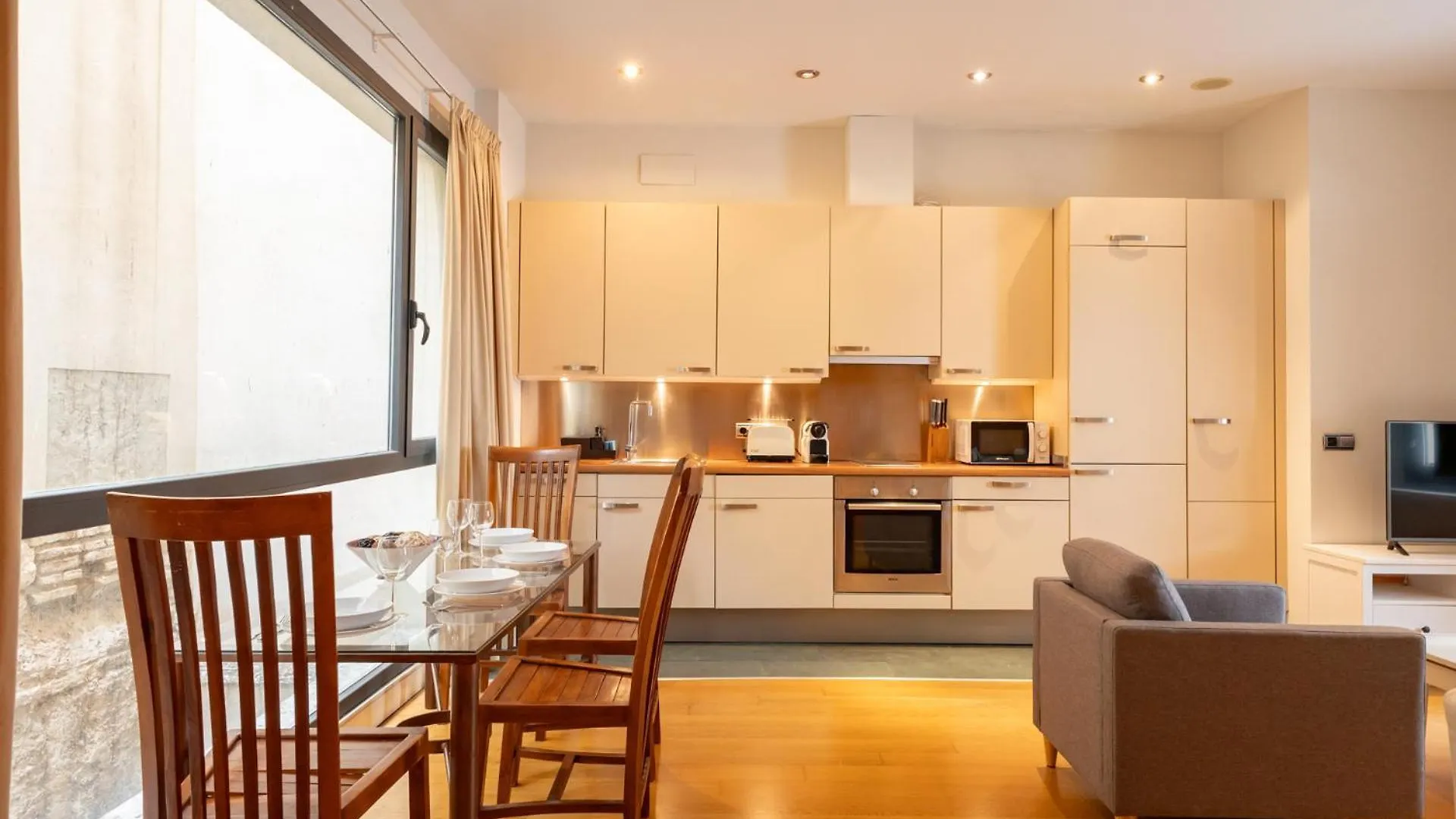 La Maestranza Charming One Or Two Bedrooms Apartments By Ocityzen Sevilla 0*,  Spanyolország