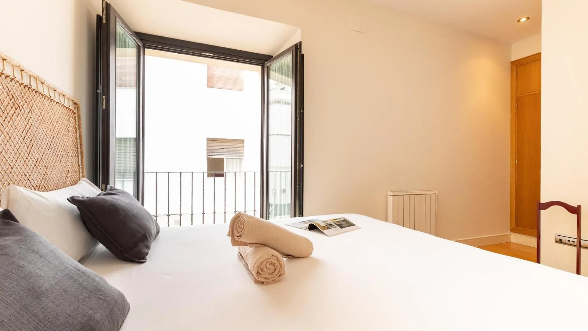 La Maestranza Charming One Or Two Bedrooms Apartments By Ocityzen Sevilla 0*,  Spanyolország