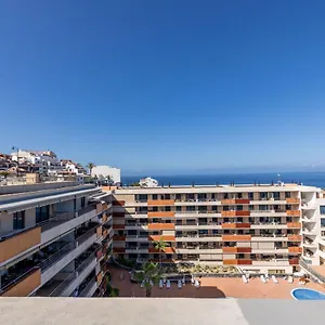Rooftop Balcon De Los Gigantes , Puerto de Santiago (Tenerife) Espagne