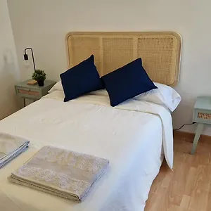 https://apartamento-malaga-29007.hotelsinnerja.org