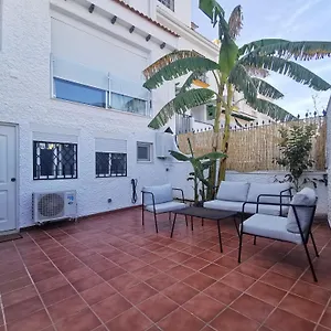 https://apartamento-en-mlaga-este.1costadelsol.com