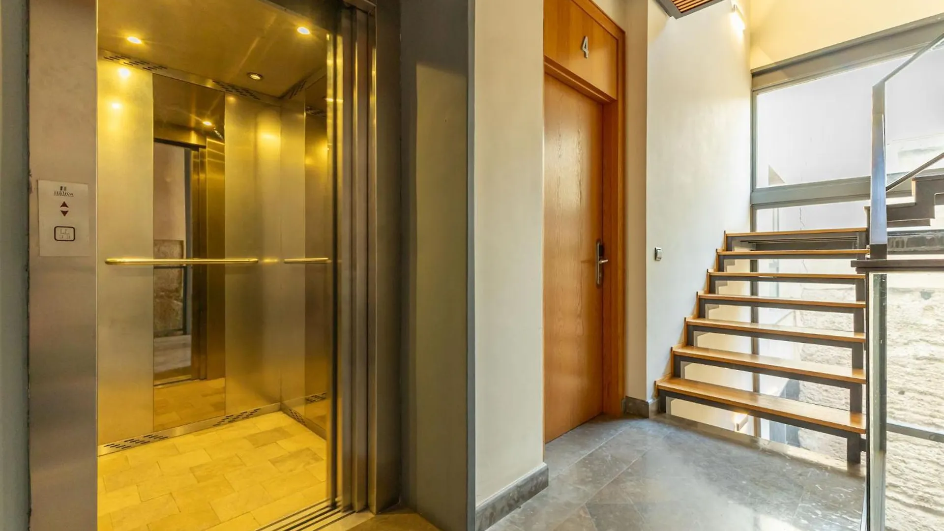 La Maestranza Charming One Or Two Bedrooms Apartments By Ocityzen Seville 0*,  Spain