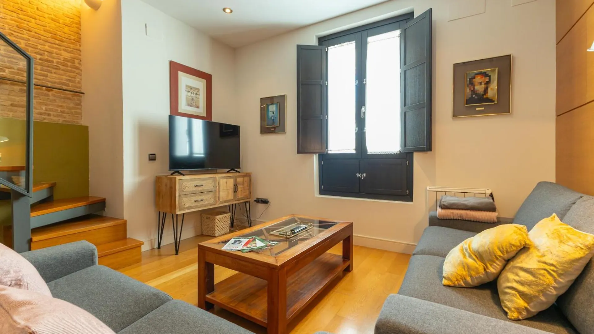 La Maestranza Charming One Or Two Bedrooms Apartments By Ocityzen Seville