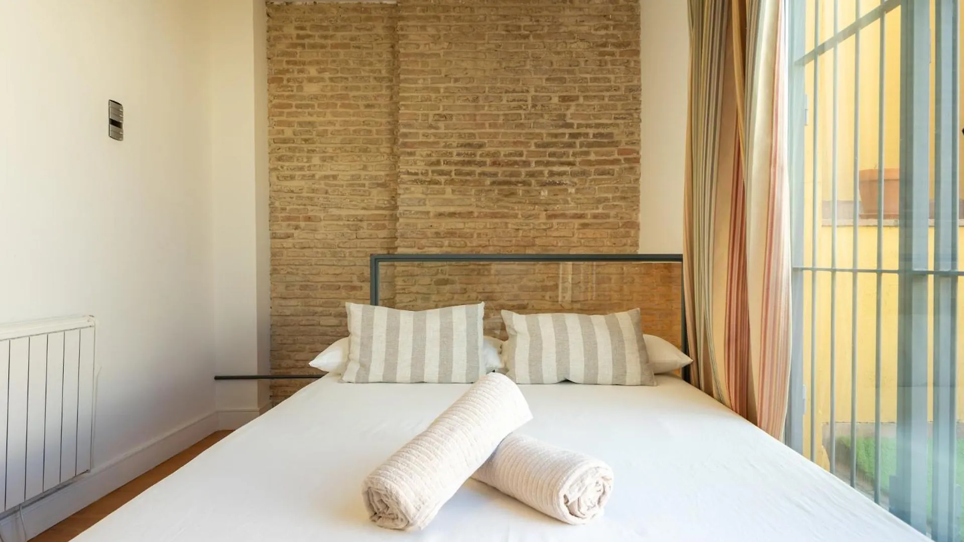 La Maestranza Charming One Or Two Bedrooms Apartments By Ocityzen Seville Spain