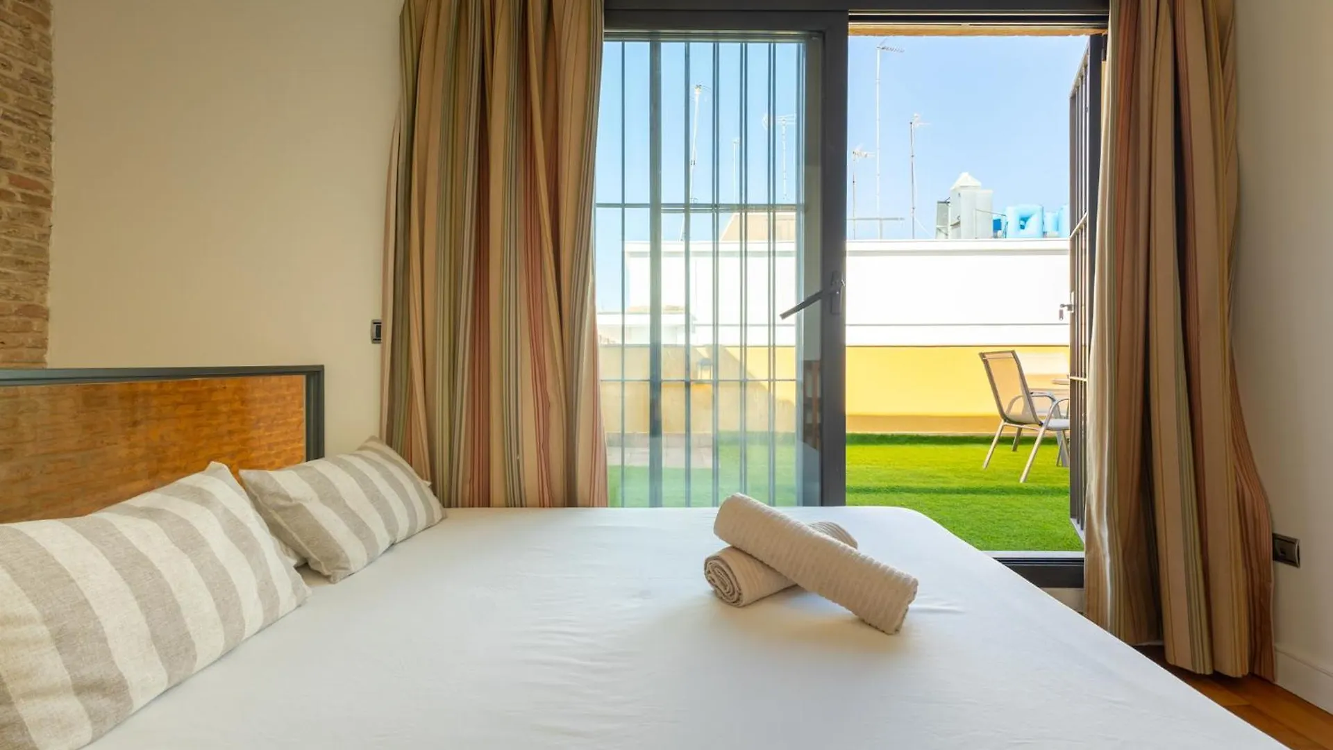 La Maestranza Charming One Or Two Bedrooms Apartments By Ocityzen Seville